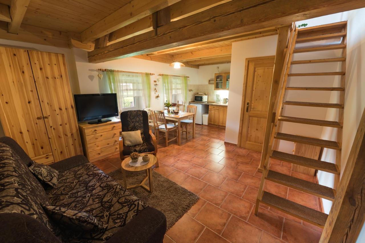Apartmany Adrspach " U Kozaru " Teplice nad Metuji Exterior photo