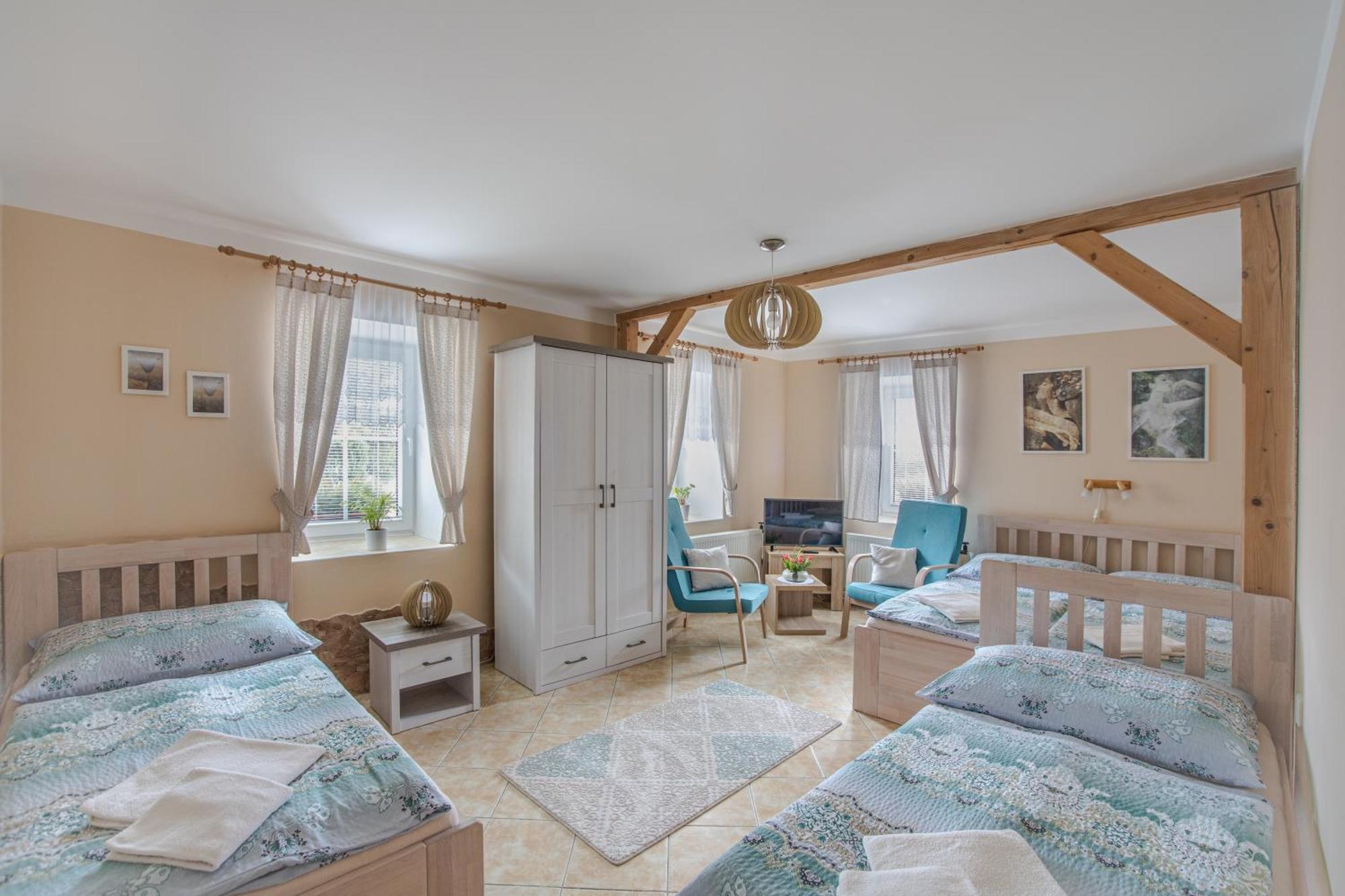 Apartmany Adrspach " U Kozaru " Teplice nad Metuji Exterior photo